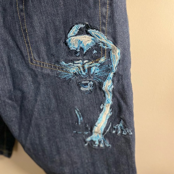 Jorts with Y2k designs - Picture 4 of 6